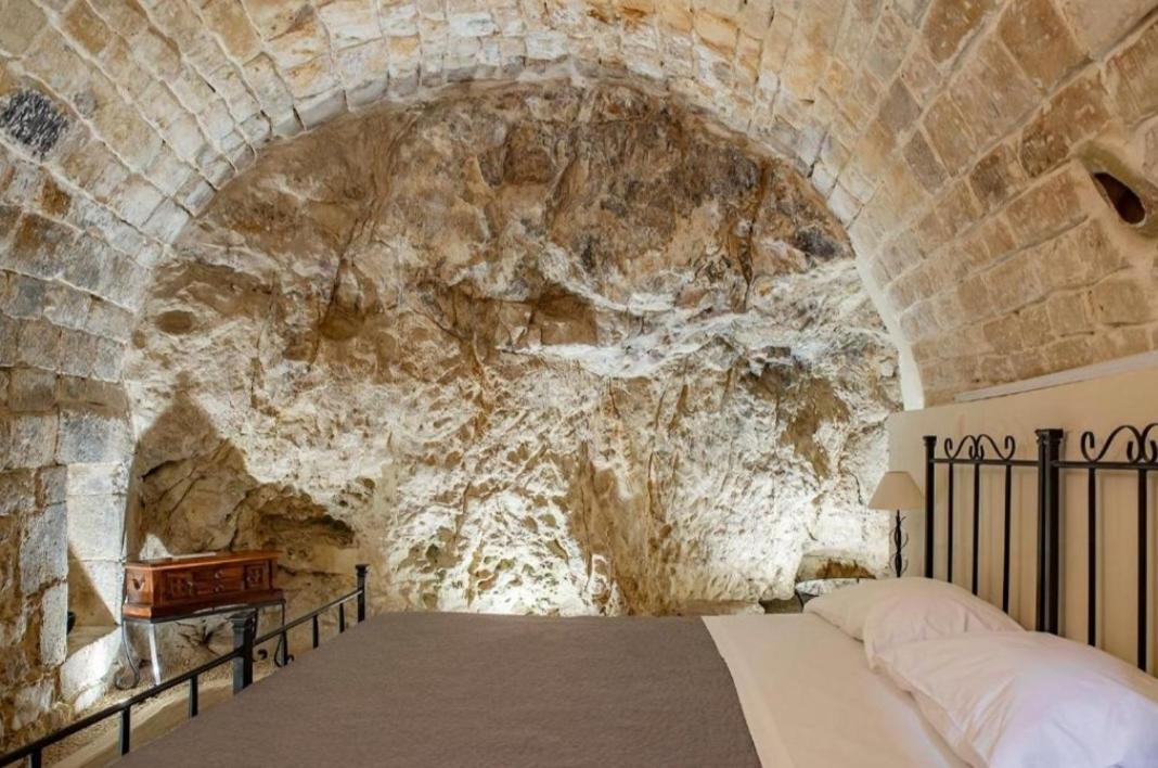 Domum In Petra Casa Nella Roccia Self Check - In Villa Modica Eksteriør billede